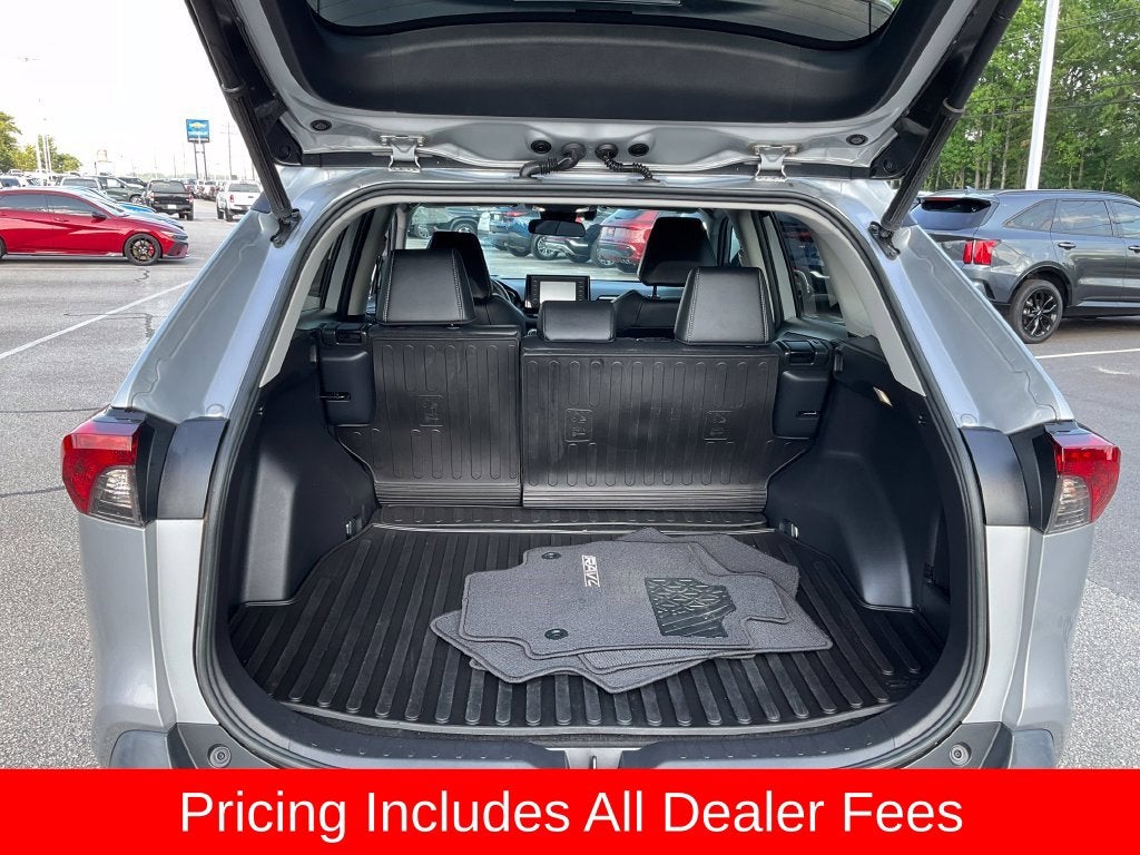 2022 Toyota RAV4 XLE Premium