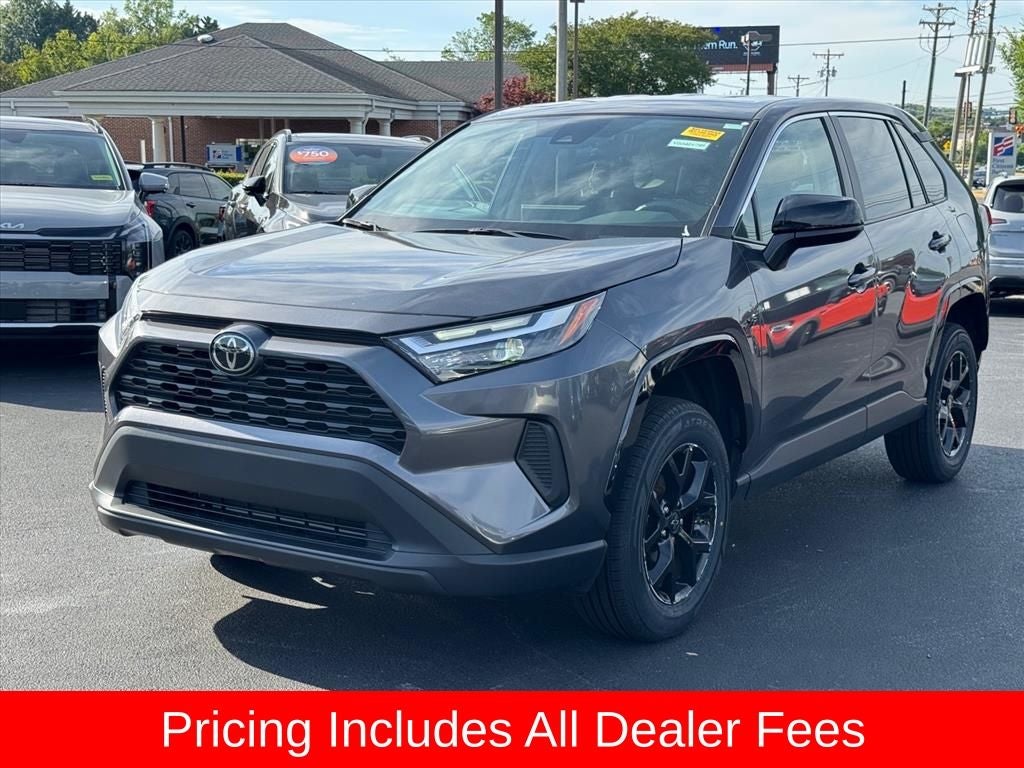 2024 Toyota RAV4 LE