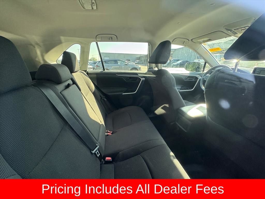2019 Toyota RAV4 LE
