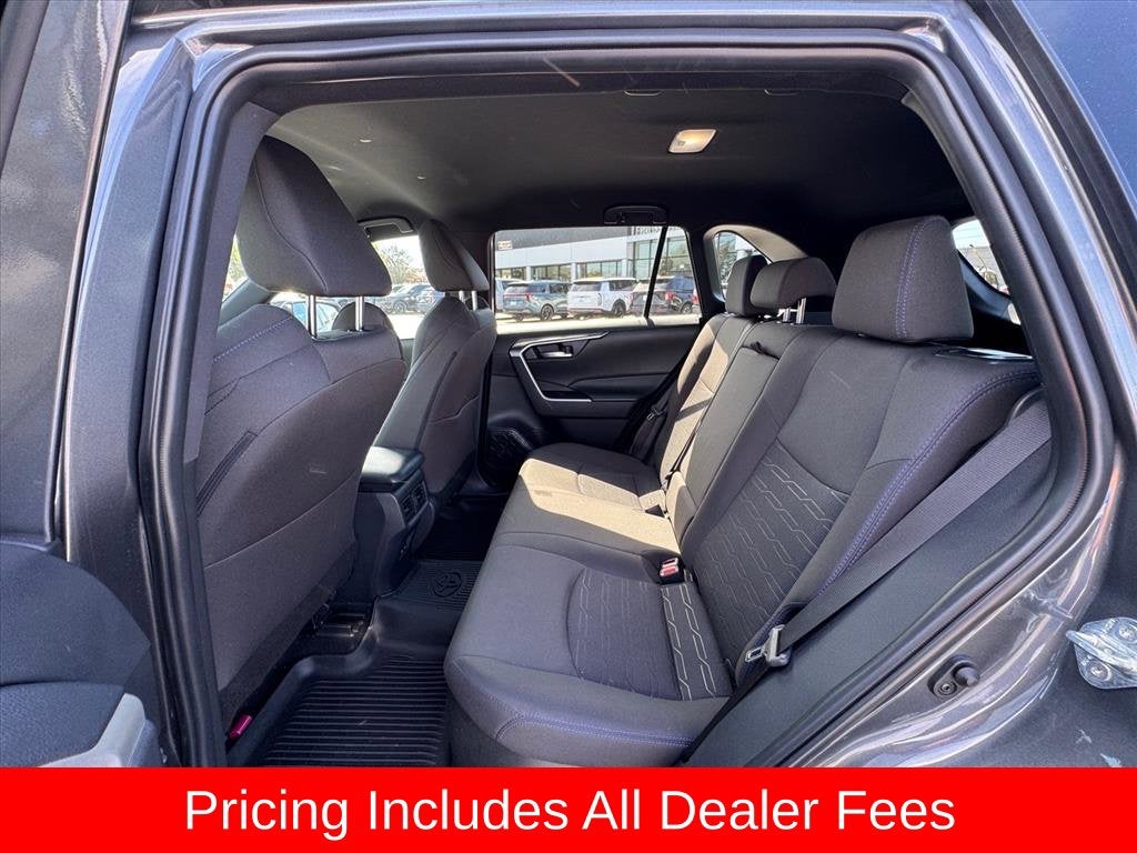 2024 Toyota RAV4 Hybrid SE