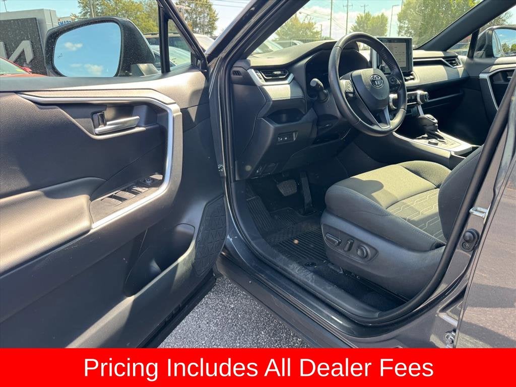 2024 Toyota RAV4 Hybrid SE