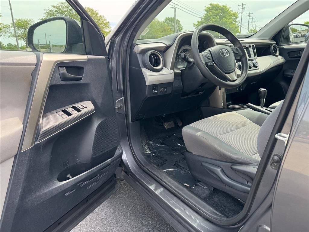 2013 Toyota RAV4 LE