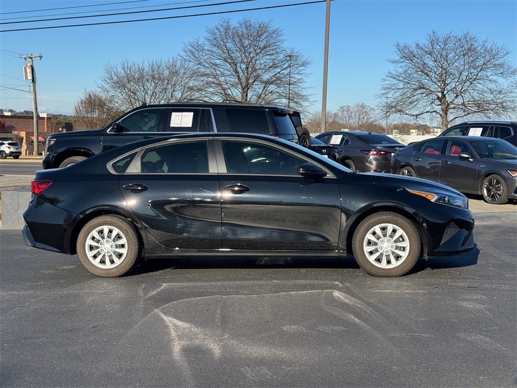 2024 Kia Forte LX