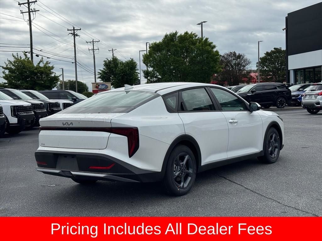 2026 Kia K4 LXS