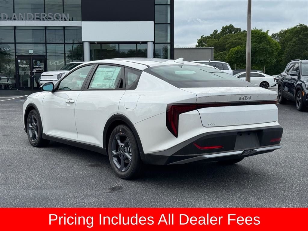 2026 Kia K4 LXS