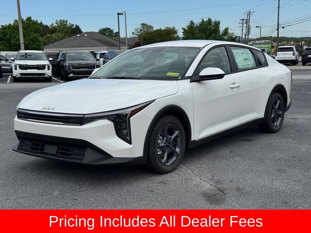 2026 Kia K4 LXS