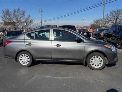2019 Nissan Versa 1.6 S
