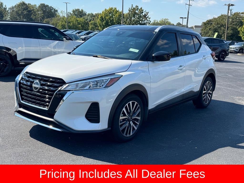 2022 Nissan Kicks SV