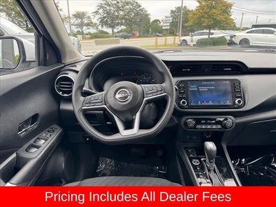 2022 Nissan Kicks SV