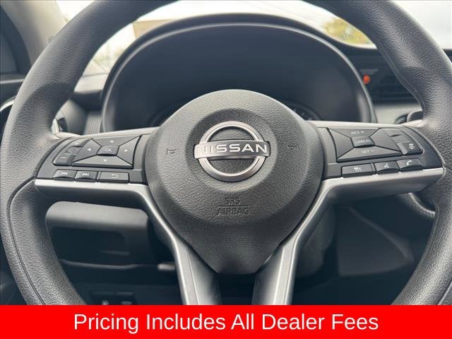 2022 Nissan Kicks SV