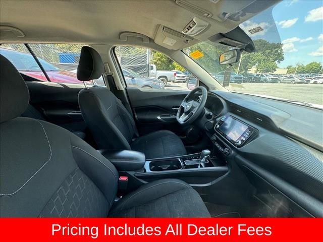 2022 Nissan Kicks SV