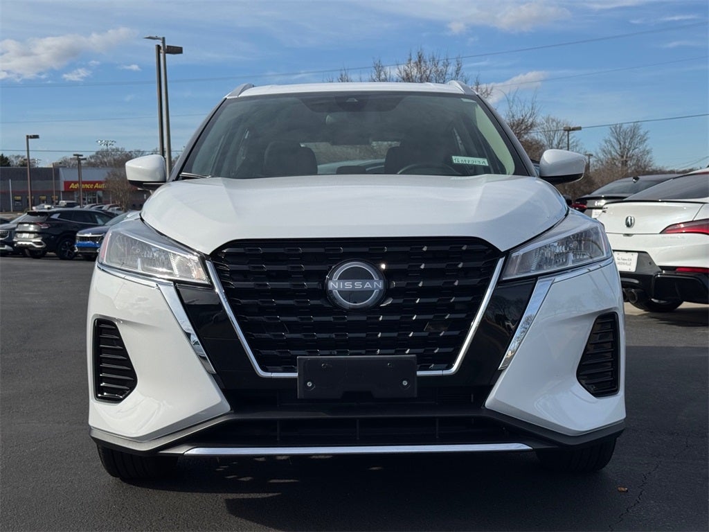 2024 Nissan Kicks SV
