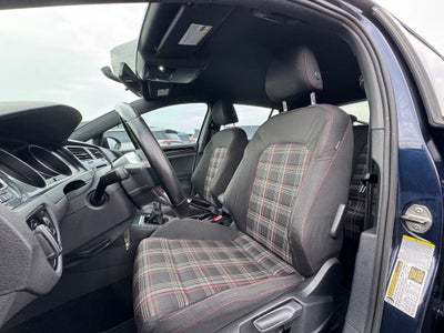 2015 Volkswagen Golf GTI 2.0T S w/Performance Package