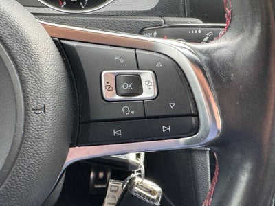 2015 Volkswagen Golf GTI 2.0T S w/Performance Package