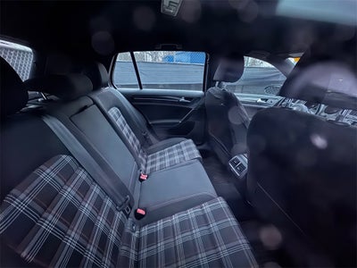 2015 Volkswagen Golf GTI 2.0T S w/Performance Package