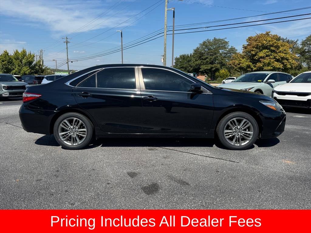 2017 Toyota Camry SE