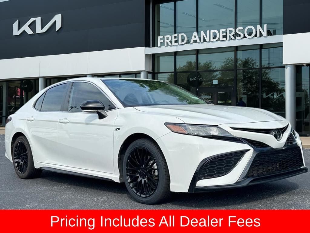 2023 Toyota Camry SE