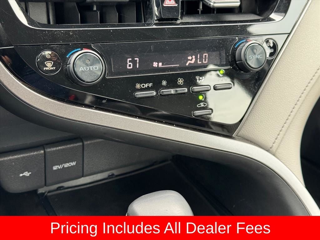 2022 Toyota Camry SE