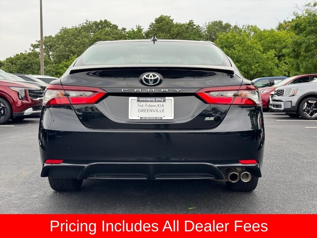 2022 Toyota Camry SE