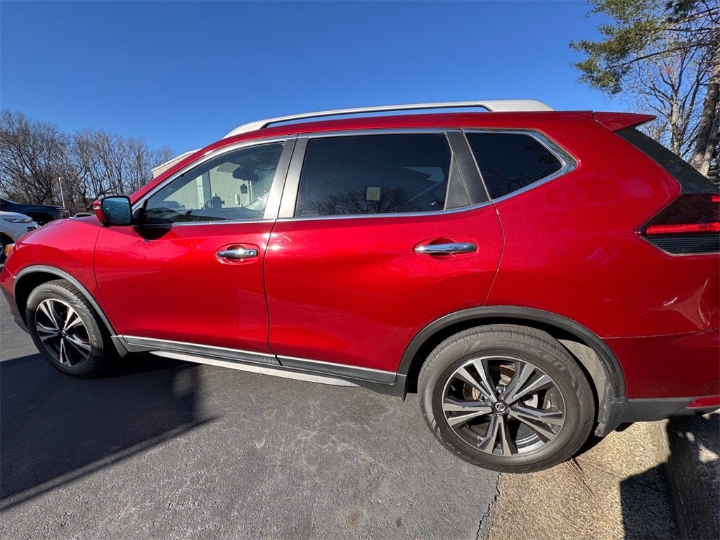 2020 Nissan Rogue SV