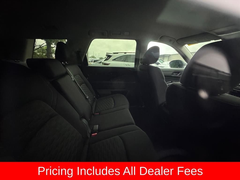 2024 Nissan Pathfinder S