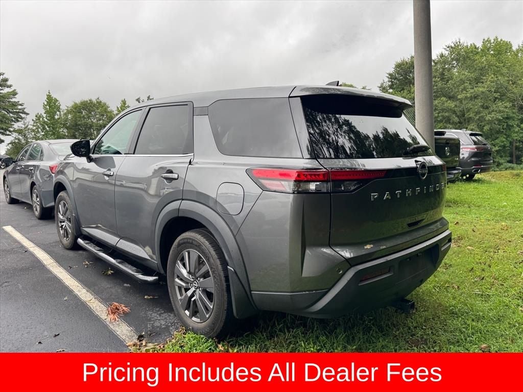 2024 Nissan Pathfinder S