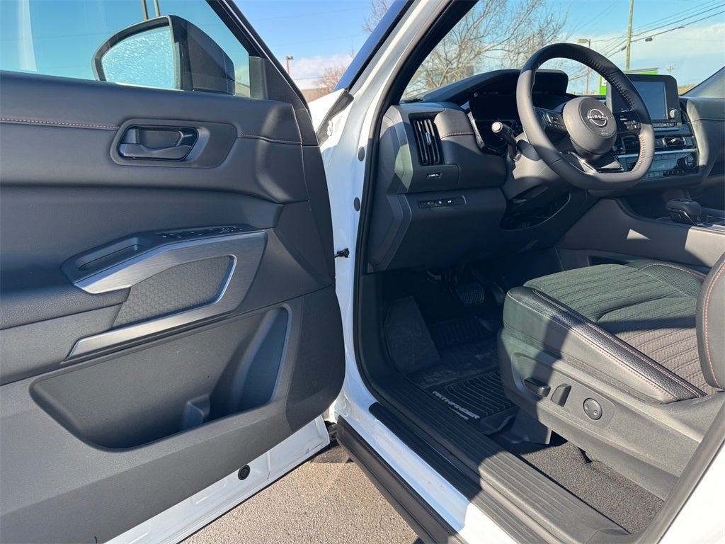 2025 Nissan Pathfinder Rock Creek