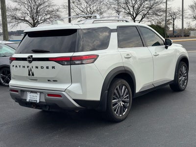 2023 Nissan Pathfinder SL