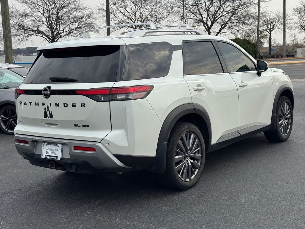 2023 Nissan Pathfinder SL
