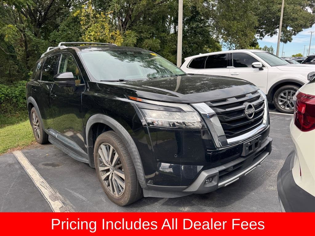 2022 Nissan Pathfinder Platinum