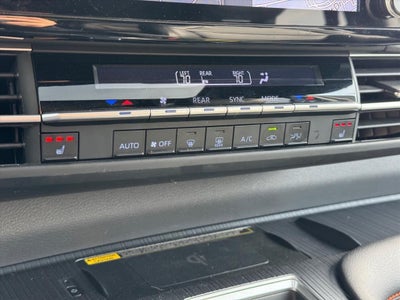 2022 Toyota Sienna XSE 7 Passenger