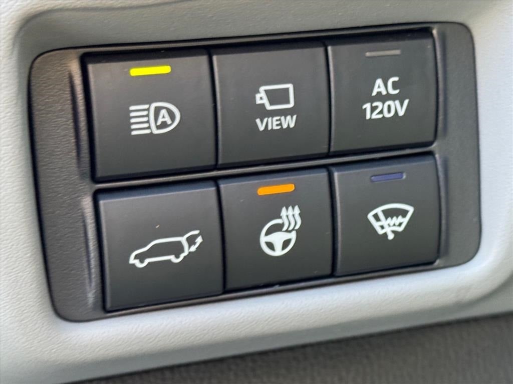 2021 Toyota Highlander Hybrid Platinum