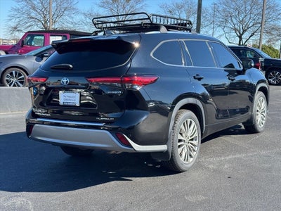2021 Toyota Highlander Hybrid Platinum