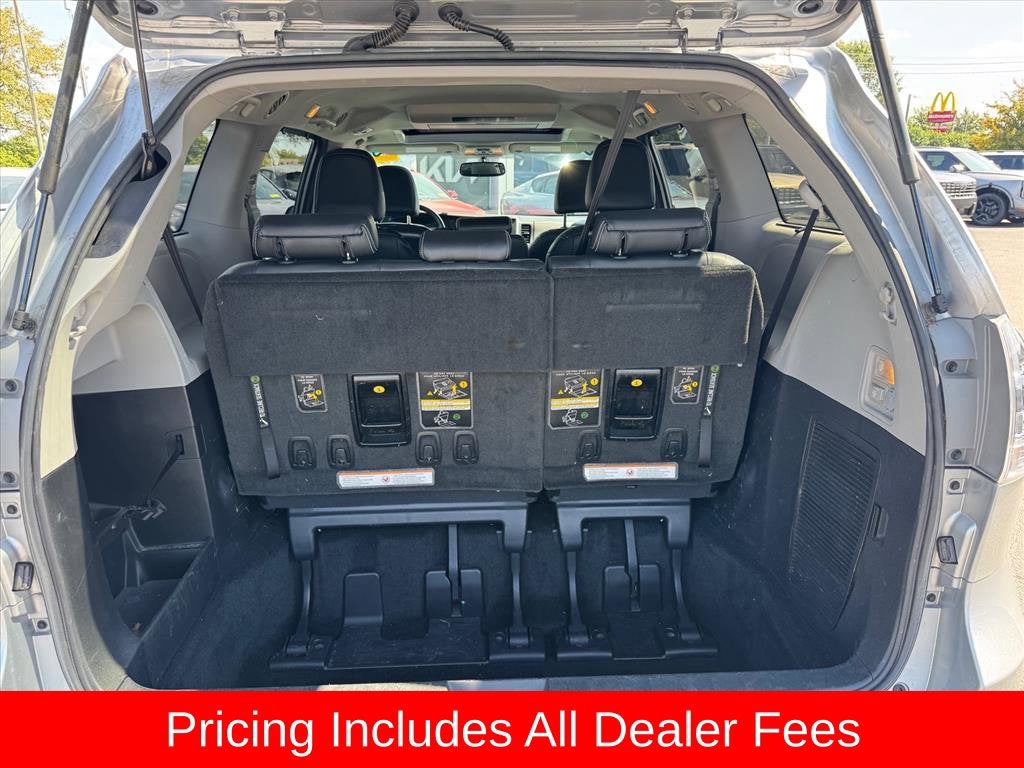 2015 Toyota Sienna SE Premium 8 Passenger