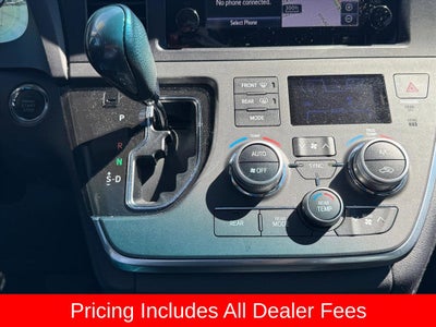 2015 Toyota Sienna SE Premium 8 Passenger