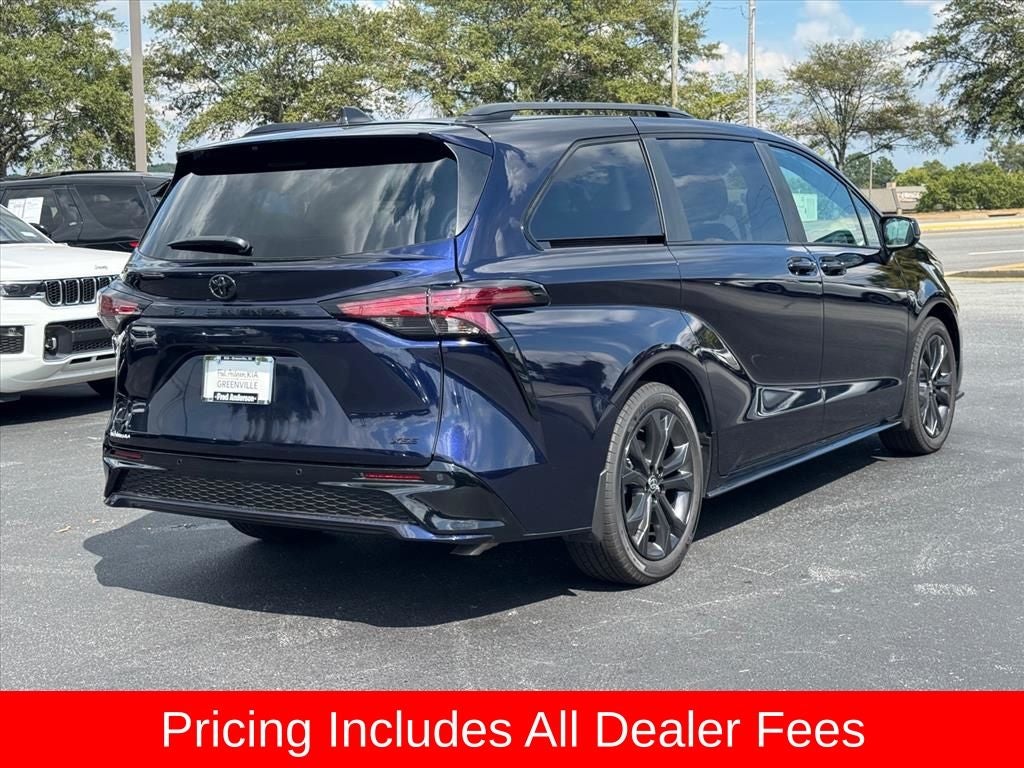 2026 Toyota Sienna XSE 7 Passenger