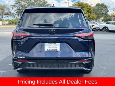 2026 Toyota Sienna XSE 7 Passenger