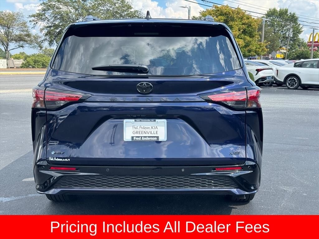 2026 Toyota Sienna XSE 7 Passenger