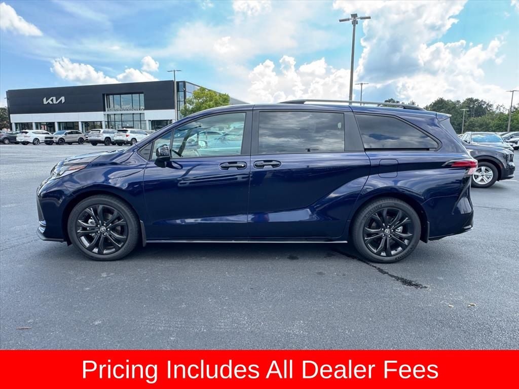 2026 Toyota Sienna XSE 7 Passenger