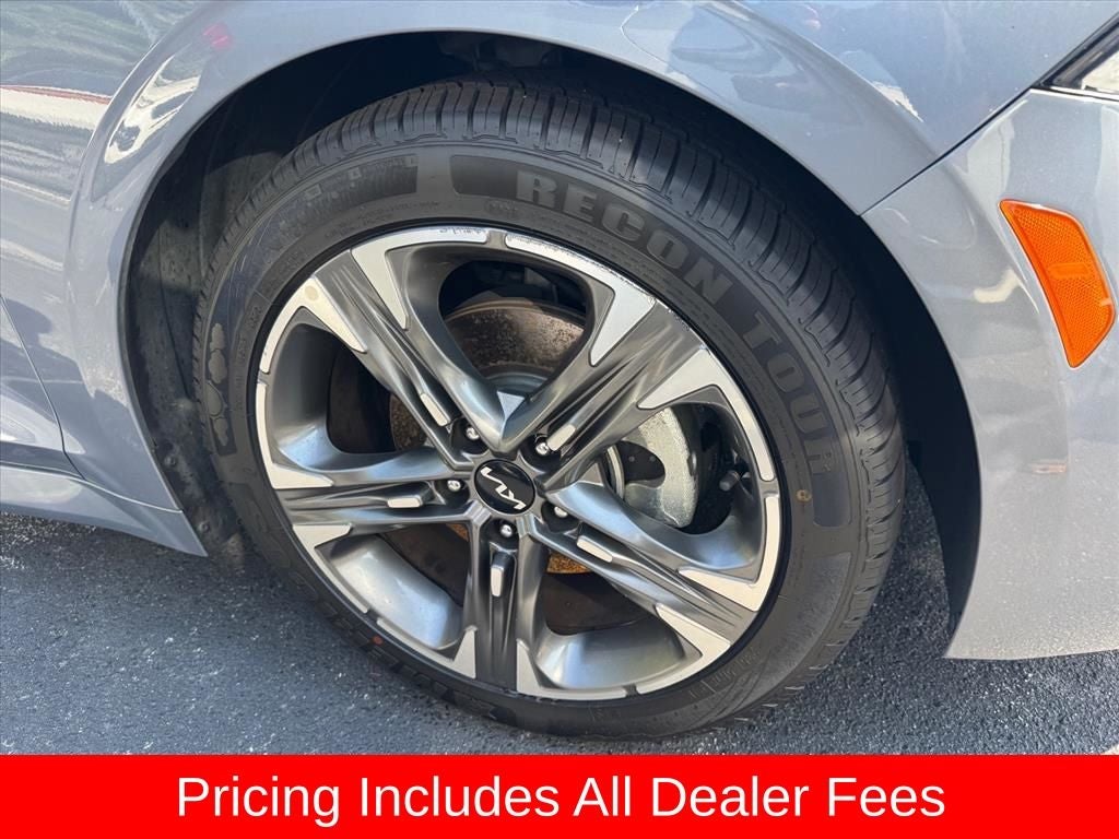 2022 Kia K5 EX