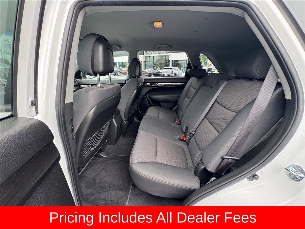 2011 Kia Sorento LX