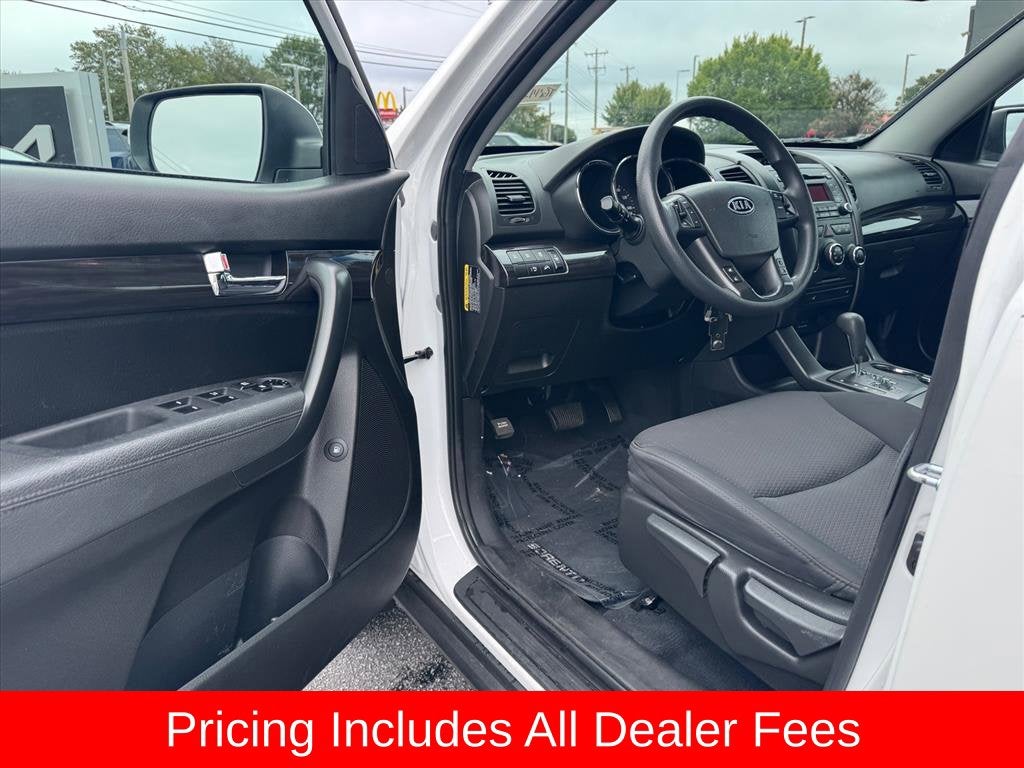 2011 Kia Sorento LX