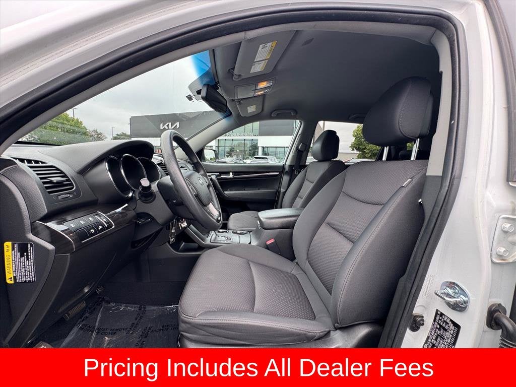 2011 Kia Sorento LX
