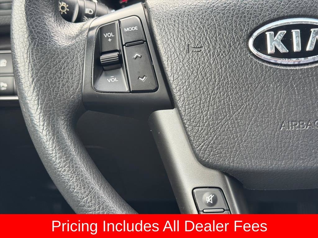 2011 Kia Sorento LX