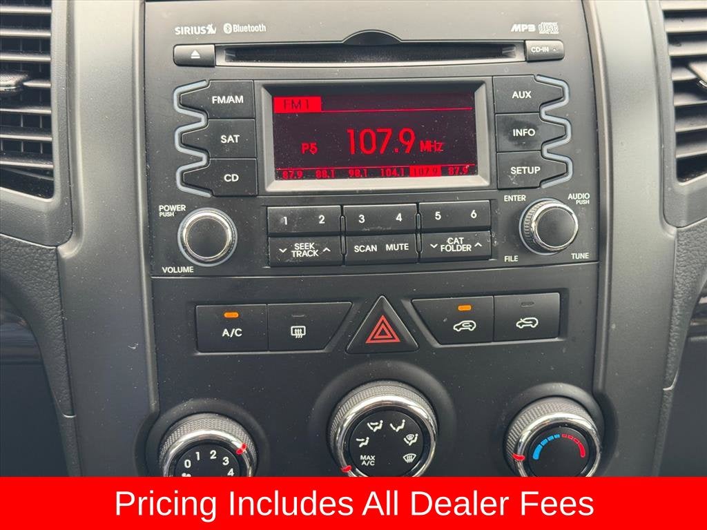 2011 Kia Sorento LX