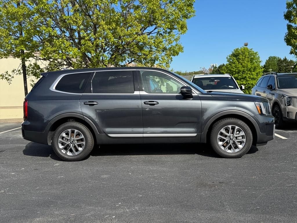 2023 Kia Telluride LX