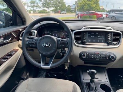 2018 Kia Sorento LX