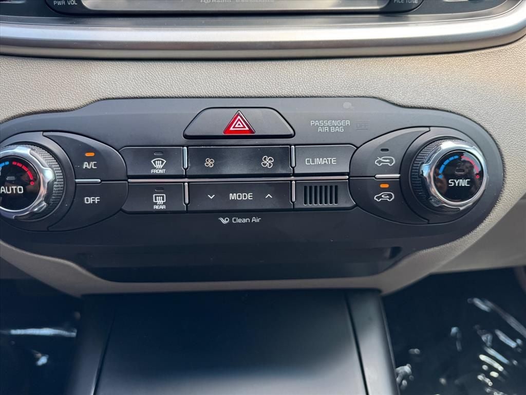 2018 Kia Sorento LX