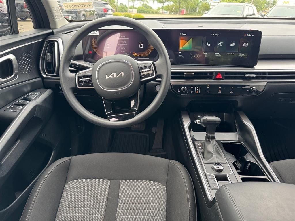 2025 Kia Sorento LX