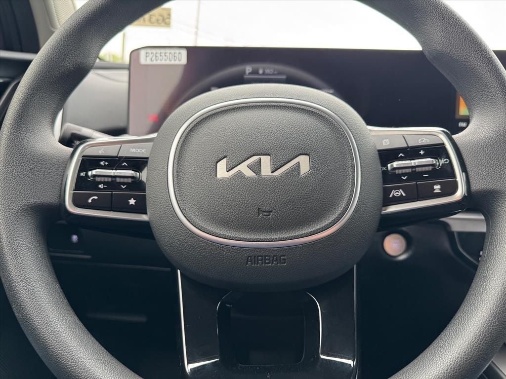 2025 Kia Sorento LX